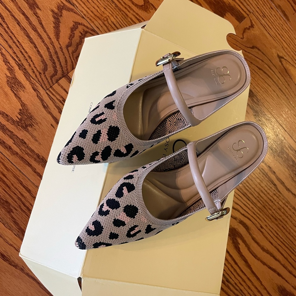 Elegant Leopard Print Heels with Buckle